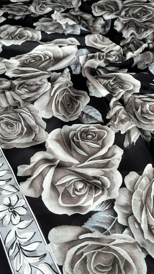Rose Desen Hint İpeği Şal- Siyah