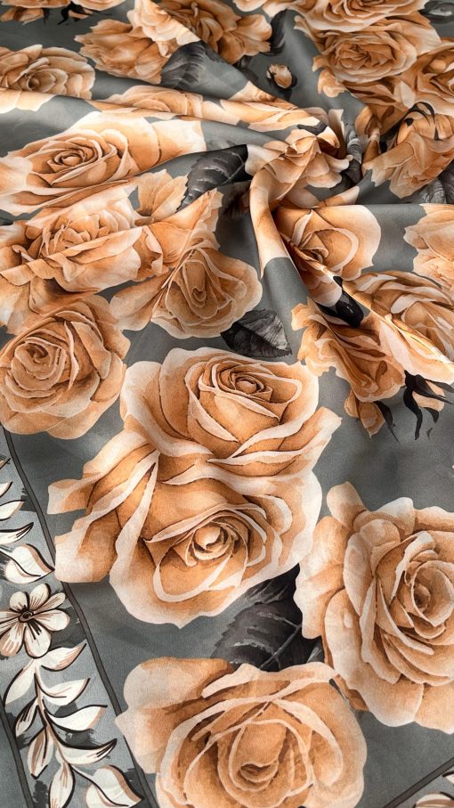 Rose Desen Hint İpeği Şal- Açık Füme