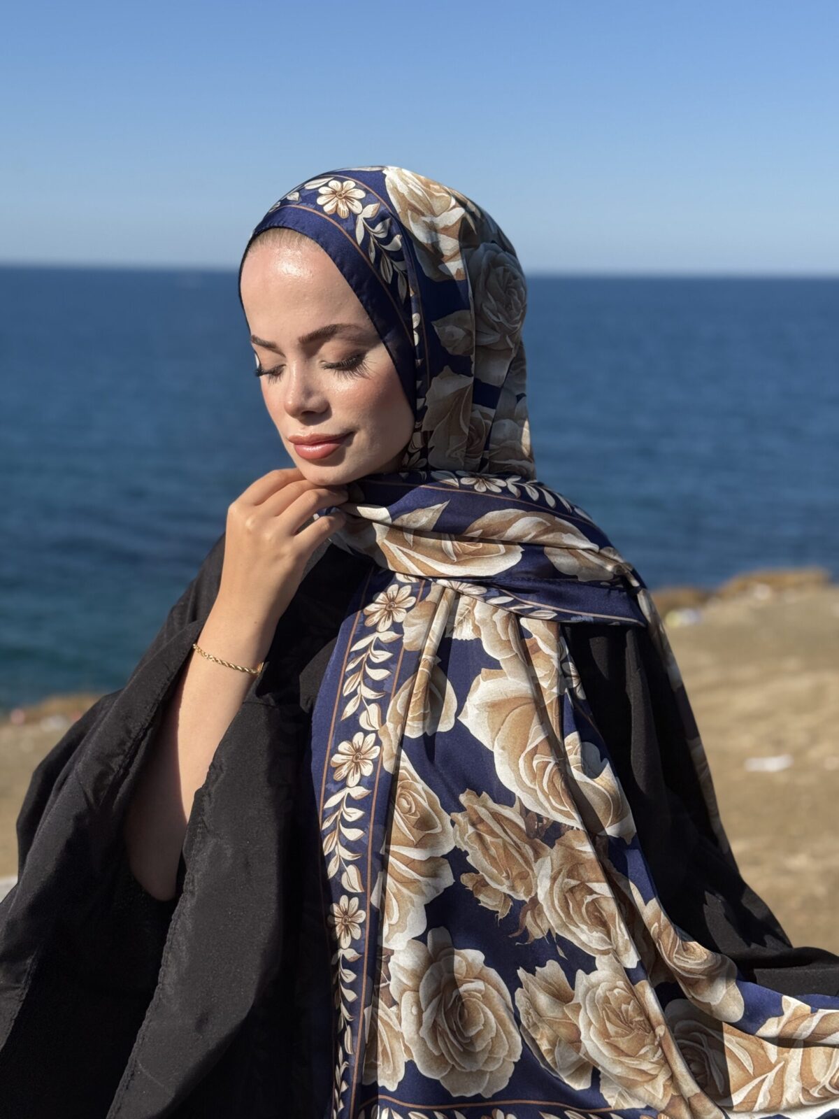 Rose Desen Hint İpeği Şal - Lacivert