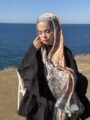 Rose Desen Hint İpeği Şal - Gri