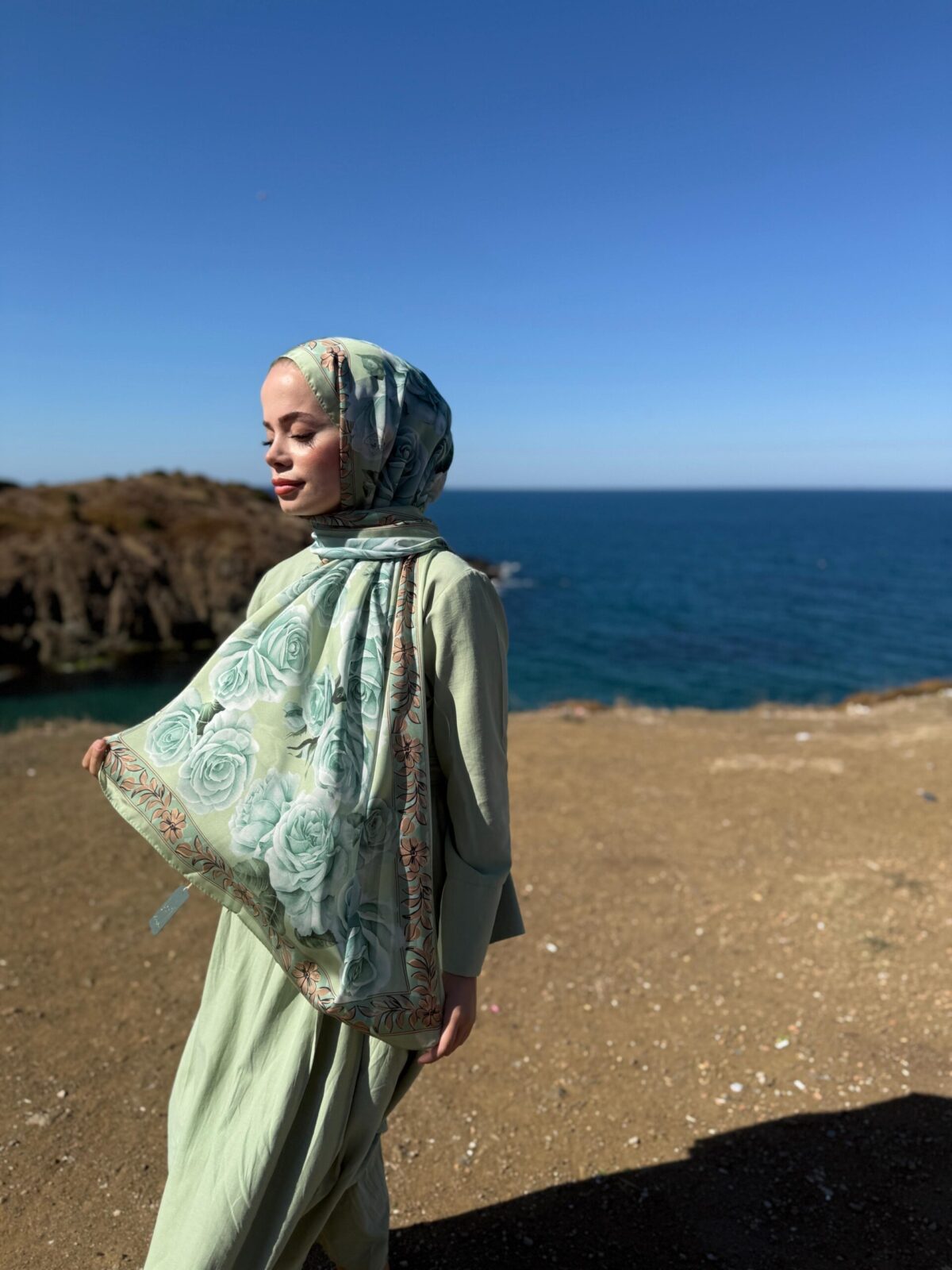 Rose Desen Hint İpeği Şal - Mint