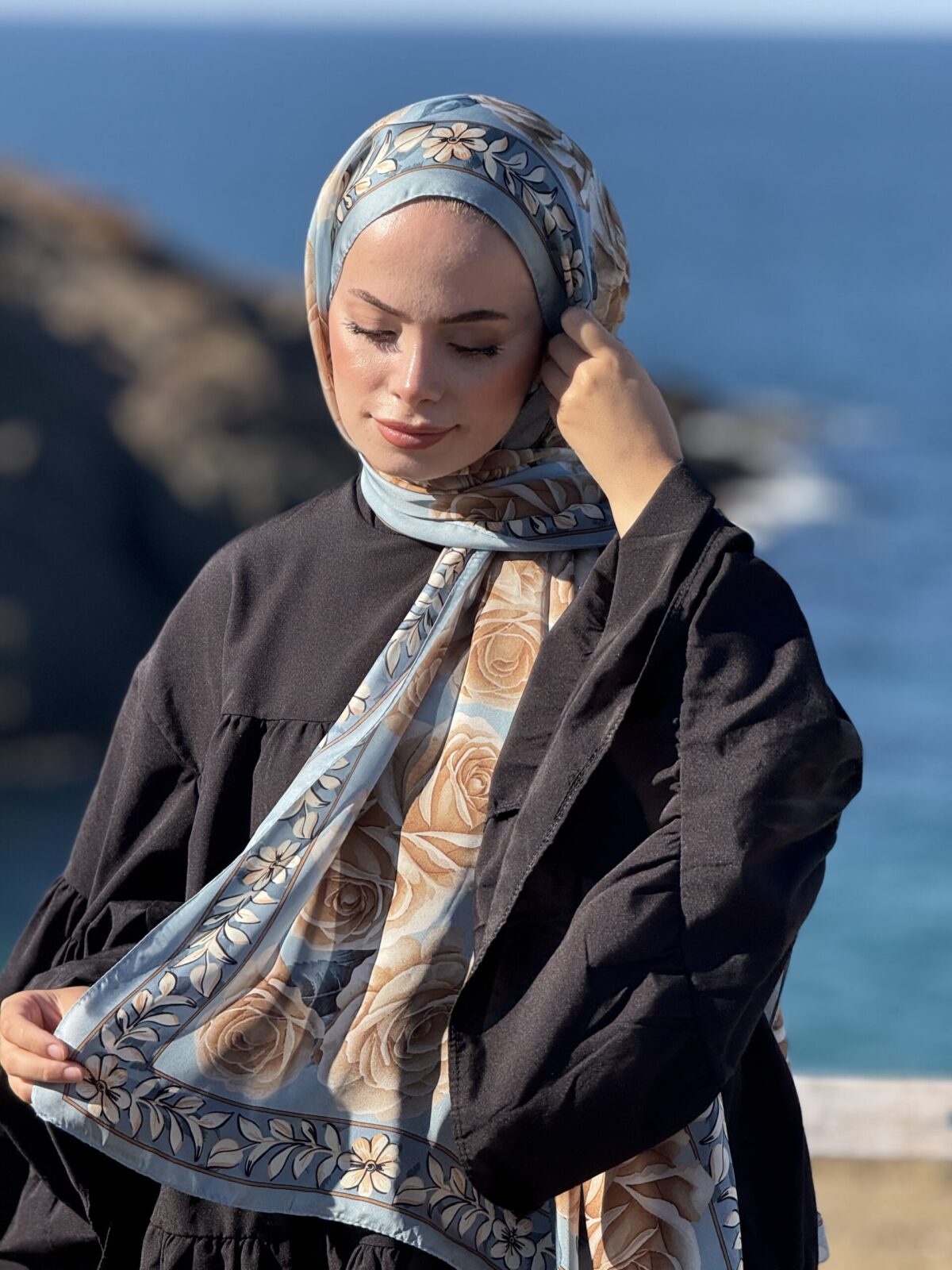 Rose Desen Hint İpeği Şal - Bebe Mavi